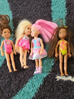 Barbie Chelsea Kids Fashion Doll Bundle - Pink and Multicolor Dolls